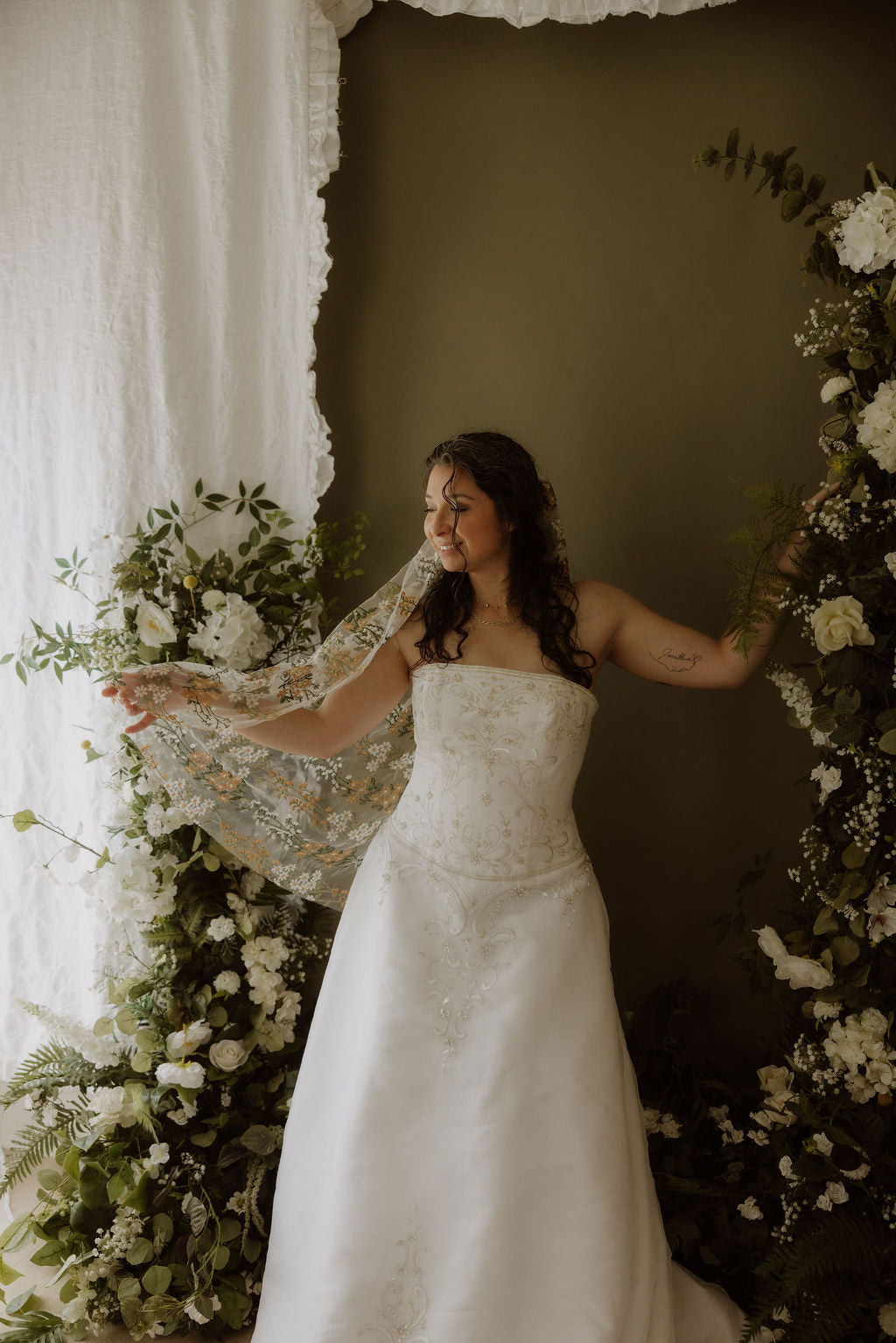 Harvest Daisies | Floral Wedding Veil