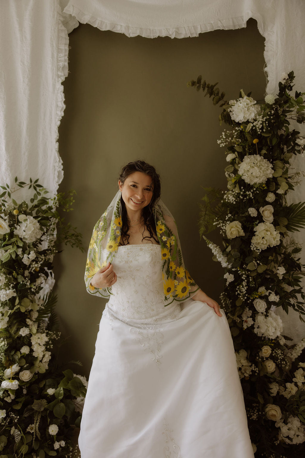 Shortie Wild Sunflower | Floral Wedding Veil