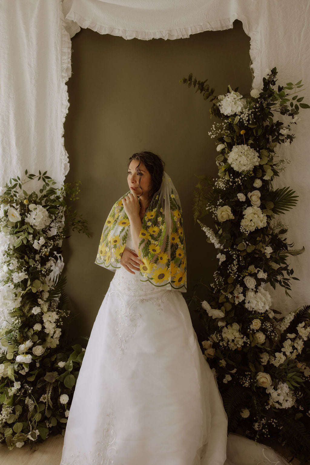 Shortie Wild Sunflower | Floral Wedding Veil