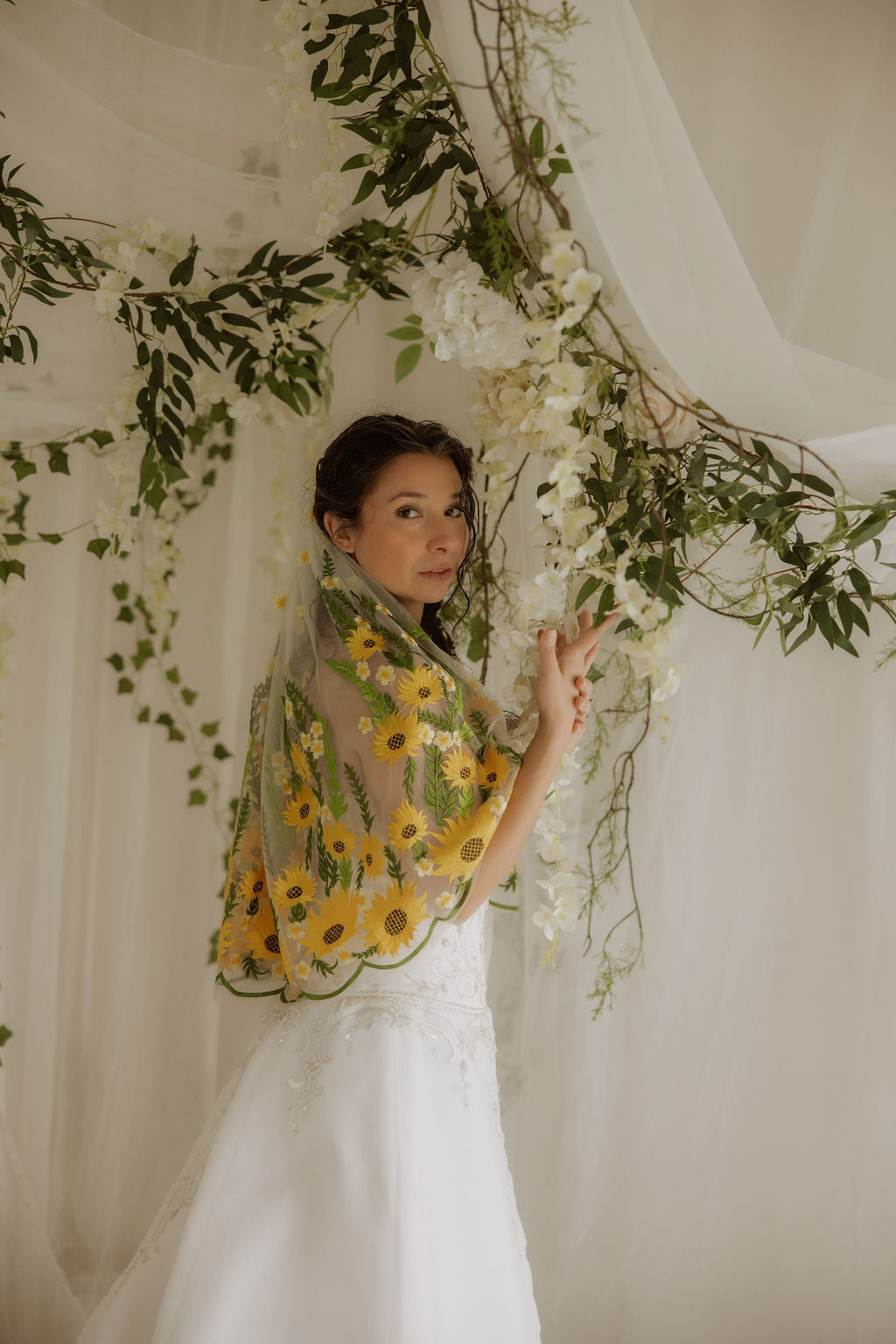 Shortie Wild Sunflower | Floral Wedding Veil