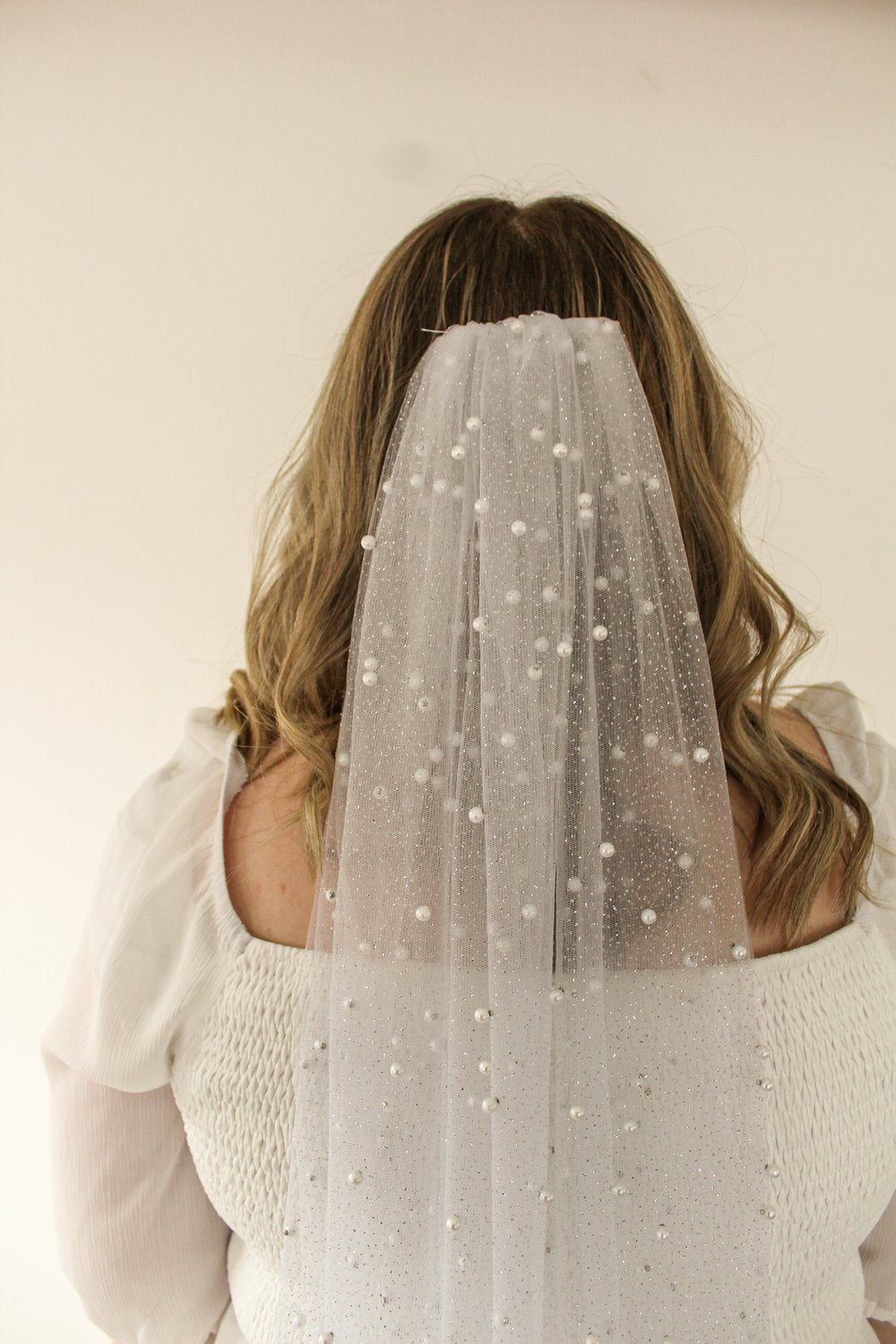 Scattered Beads and Pearls Long Glitter Veil